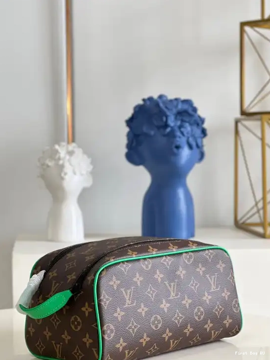Firstbags ru VUITTON POUCH KIT TOILET DOPP LOUIS 0525